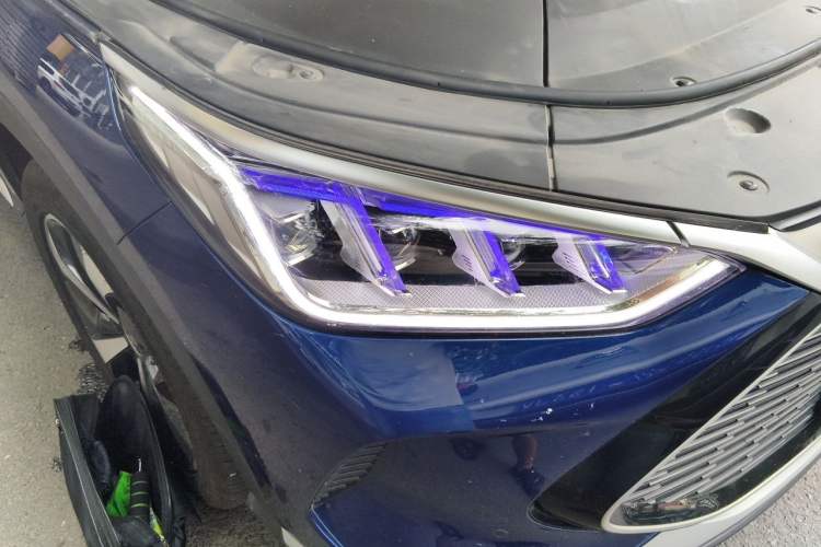 Used BYD Song PLUS New Energy 2021 DM-i 110KM Flagship PLUS Right Front Headlight