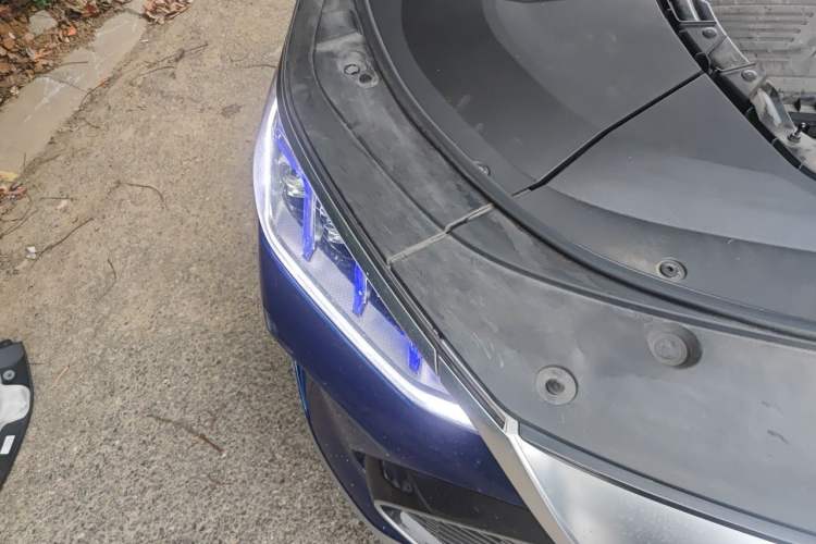 Used BYD Song PLUS New Energy 2021 DM-i 110KM Flagship PLUS Right Front Headlight