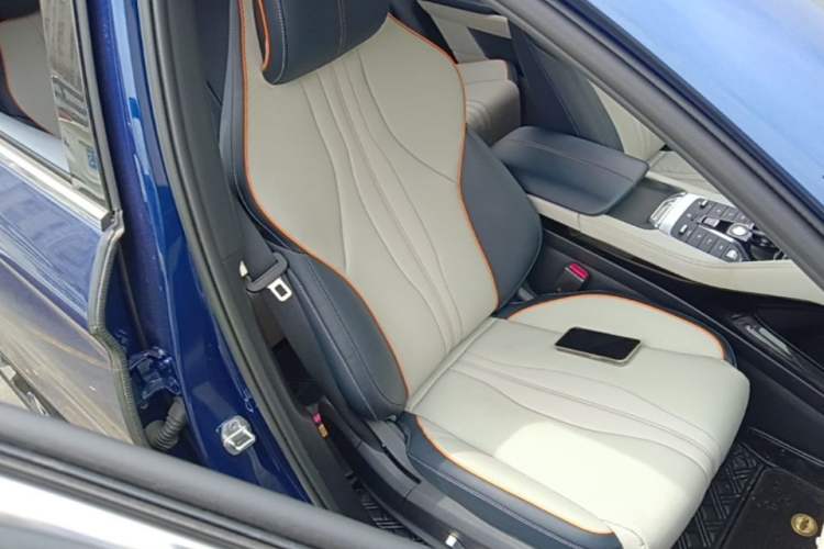 Used BYD Song PLUS New Energy 2021 DM-i 110KM Flagship PLUS Right Front Seat