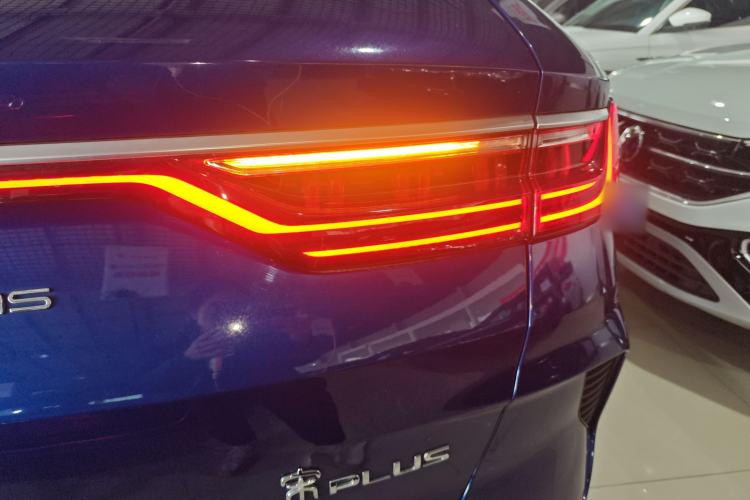 Used BYD Song PLUS New Energy 2021 DM-i 51KM Prestige Model Right Rear Taillight
