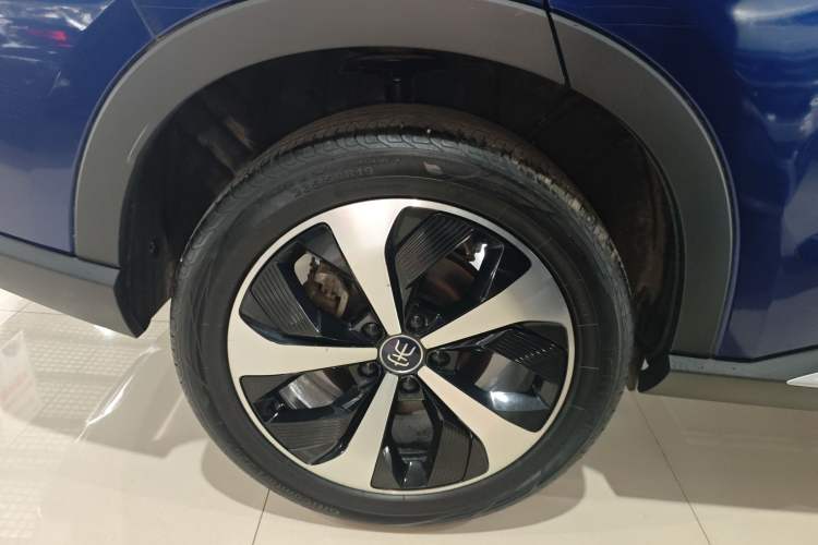 Used BYD Song PLUS New Energy 2021 DM-i 51KM Prestige Model Right Rear Wheel Hub