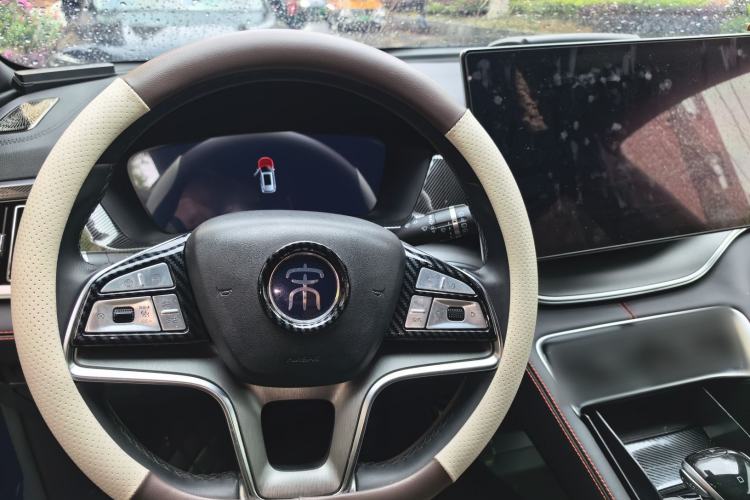 Used BYD Song PLUS New Energy 2021 DM-i 100KM Four-Wheel Drive Flagship PLUS 5G Edition Steering Wheel