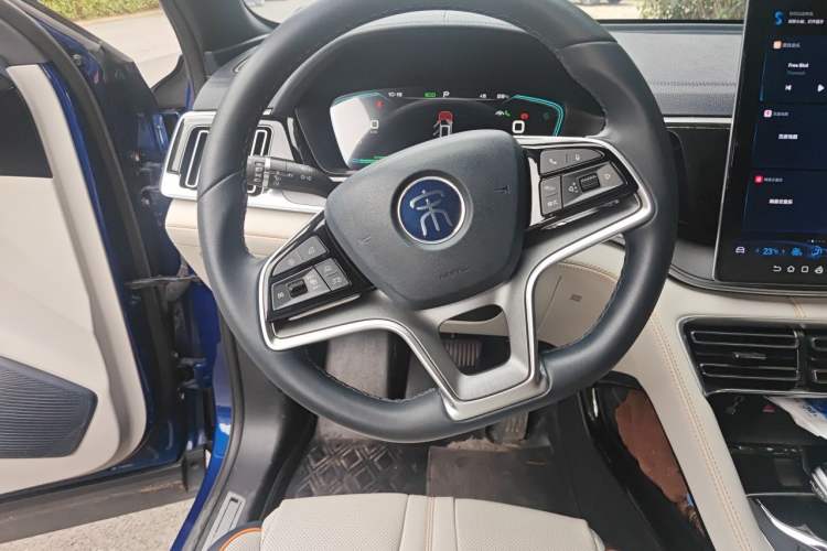 Used BYD Song PLUS New Energy 2021 DM-i 110KM Flagship PLUS Steering Wheel
