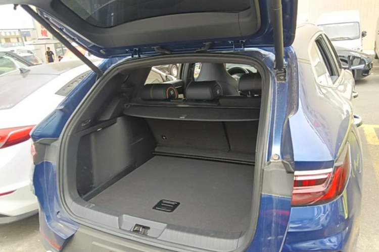 Used BYD Song PLUS New Energy 2021 DM-i 110KM Flagship PLUS Trunk