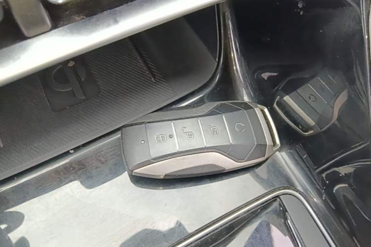 Used BYD Song PLUS New Energy 2021 DM-i 110KM Flagship PLUS Vehicle Key