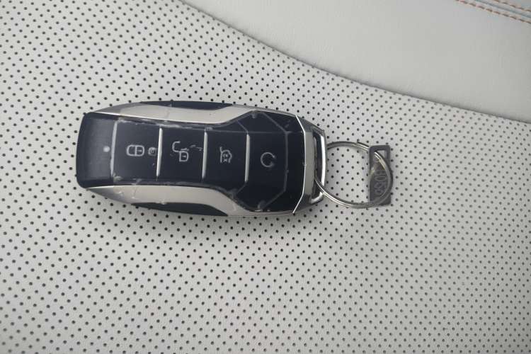 Used BYD Song PLUS New Energy 2021 DM-i 110KM Flagship PLUS Vehicle Key