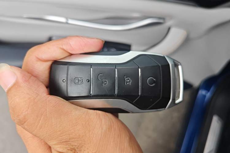 Used BYD Song PLUS New Energy 2021 DM-i 110KM Flagship PLUS Vehicle Key