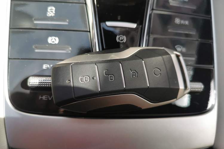 Used BYD Song PLUS New Energy 2021 DM-i 110KM Flagship Model Vehicle Key