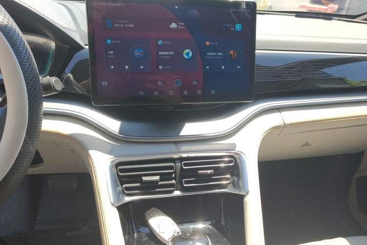 Used BYD Song PLUS New Energy 2021 EV Flagship Model Audio And AC Panel