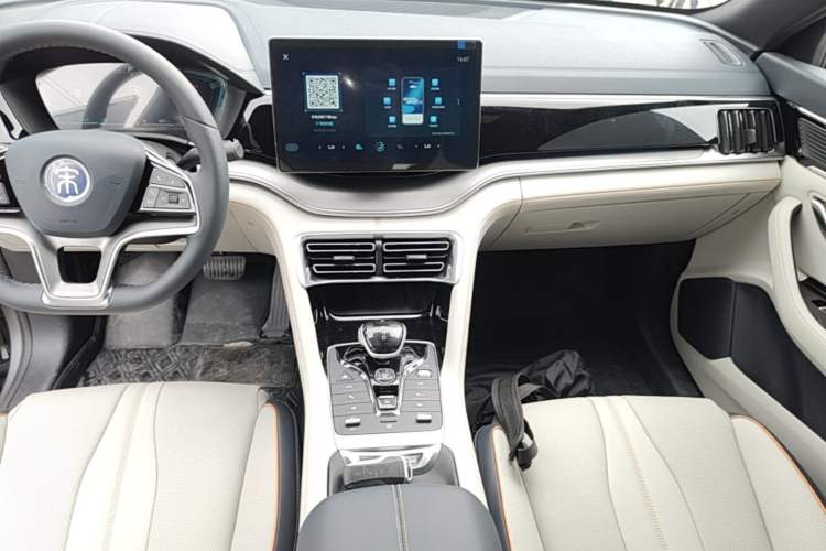 Used BYD Song PLUS New Energy 2021 DM-i 51KM Prestige Model Audio And AC Panel
