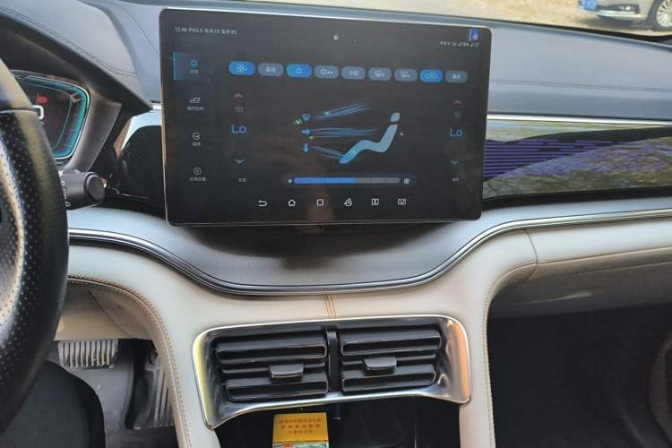 Used BYD Song PLUS New Energy 2021 EV Flagship Model Audio And AC Panel