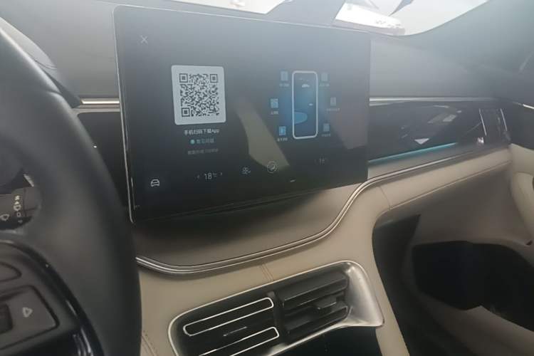 Used BYD Song PLUS New Energy 2021 DM-i 110KM Flagship Model Audio And AC Panel