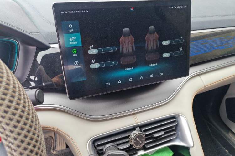 Used BYD Song PLUS New Energy 2021 EV Flagship Model Audio And AC Panel