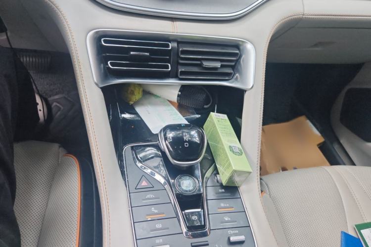 Used BYD Song PLUS New Energy 2021 EV Flagship Model Audio And AC Panel