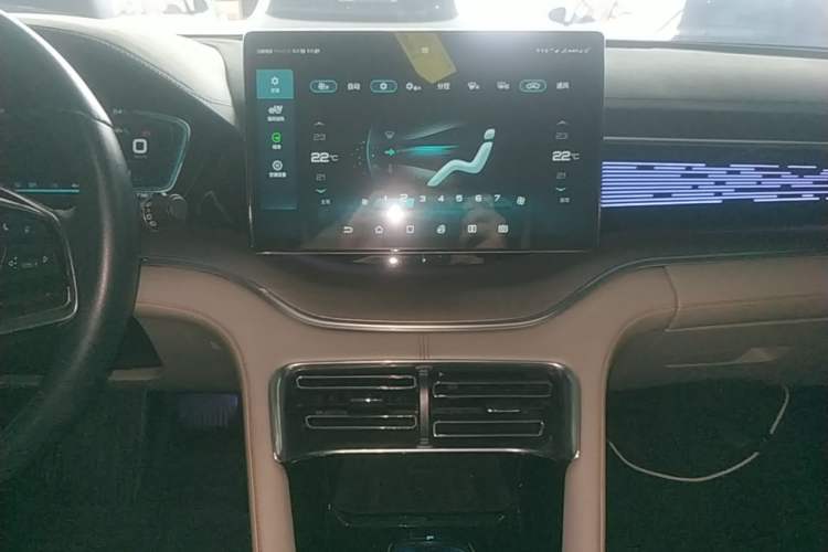 Used BYD Song PLUS New Energy 2021 EV Flagship Model Audio And AC Panel