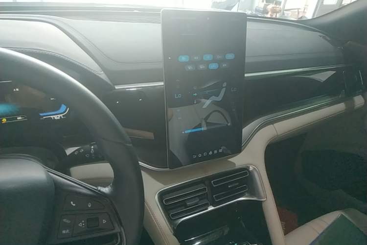 Used BYD Song PLUS New Energy 2021 DM-i 110KM Flagship Model Audio And AC Panel