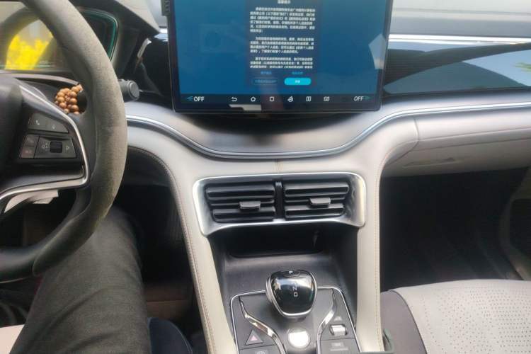 Used BYD Song PLUS New Energy 2021 EV Flagship Model Audio And AC Panel