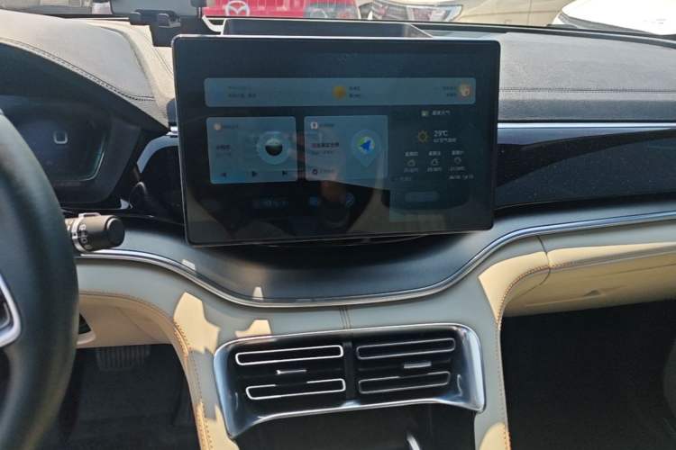 Used BYD Song PLUS New Energy 2021 DM-i 51KM Prestige Model Audio And AC Panel