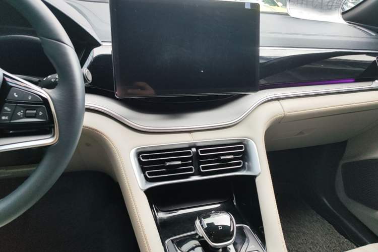 Used BYD Song PLUS New Energy 2021 DM-i 51KM Prestige Model Audio And AC Panel