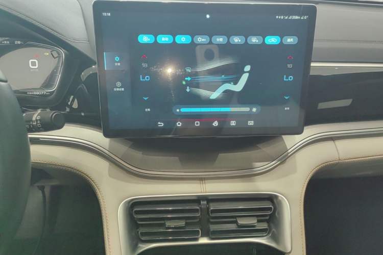 Used BYD Song PLUS New Energy 2021 EV Deluxe Model Audio And AC Panel
