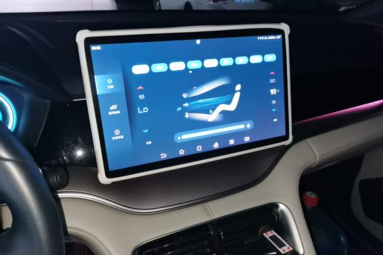 Used BYD Song PLUS New Energy 2021 DM-i 51KM Prestige Model Audio And AC Panel