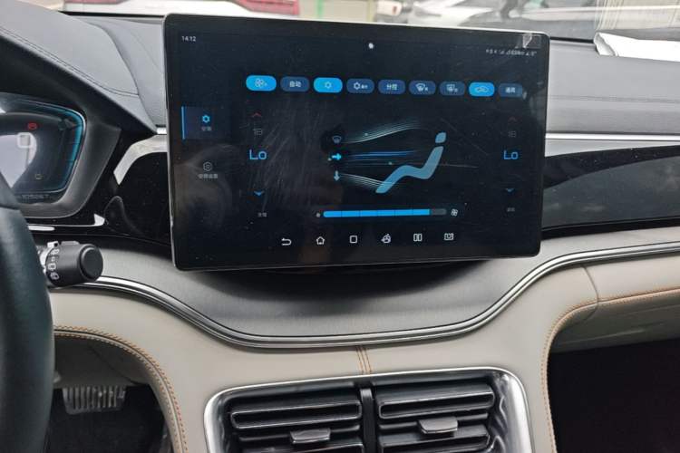 Used BYD Song PLUS New Energy 2021 EV Deluxe Model Audio And AC Panel