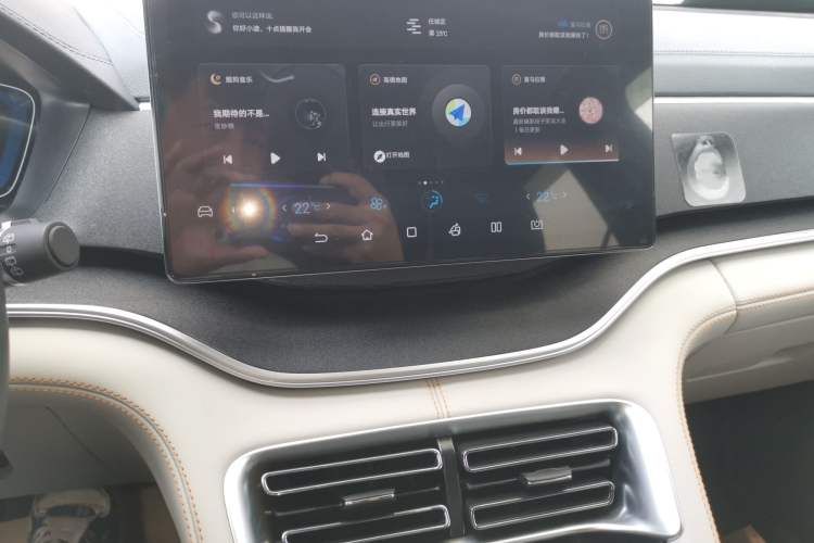 Used BYD Song PLUS New Energy 2021 DM-i 110KM Flagship Model Audio And AC Panel