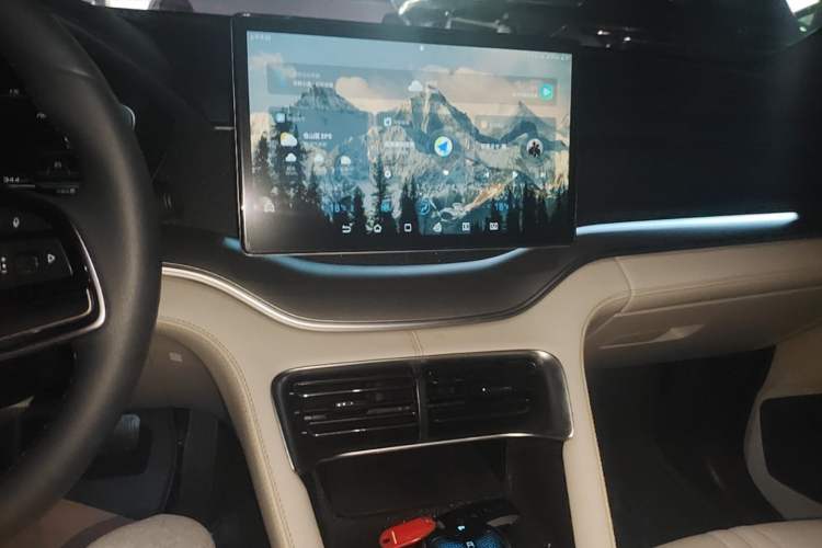 Used BYD Song PLUS New Energy 2021 DM-i 110KM Flagship Model Audio And AC Panel