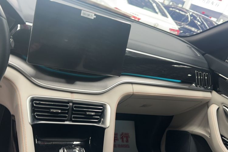Used BYD Song PLUS New Energy 2021 DM-i 110KM Flagship Model Audio And AC Panel