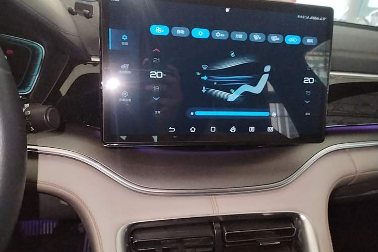 Used BYD Song PLUS New Energy 2021 DM-i 51KM Prestige Model Audio And AC Panel