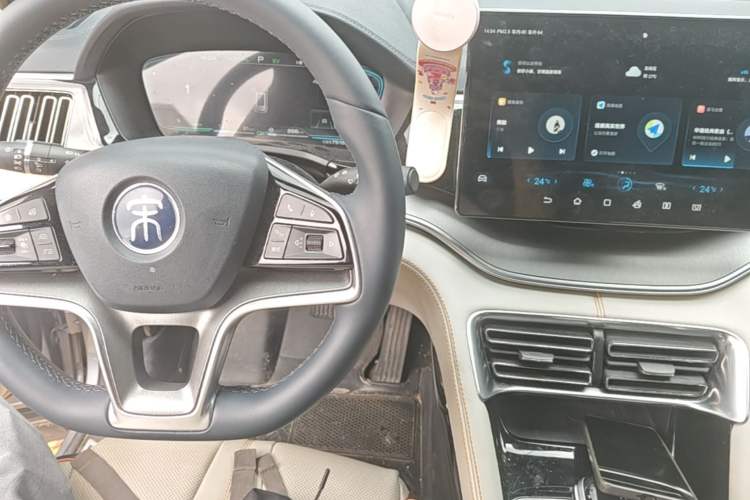 Used BYD Song PLUS New Energy 2021 DM-i 110KM Flagship PLUS Center Console