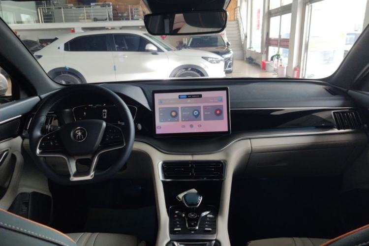 Used BYD Song PLUS New Energy 2021 DM-i 110KM Flagship PLUS Center Console