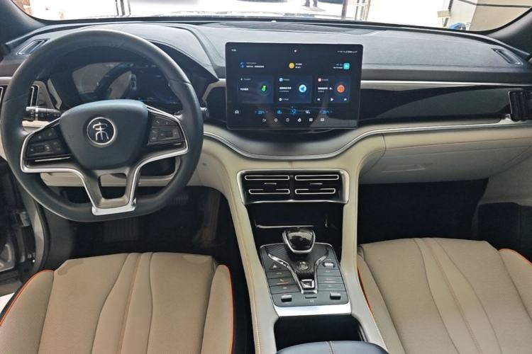 Used BYD Song PLUS New Energy 2021 DM-i 51KM Prestige Model Center Console