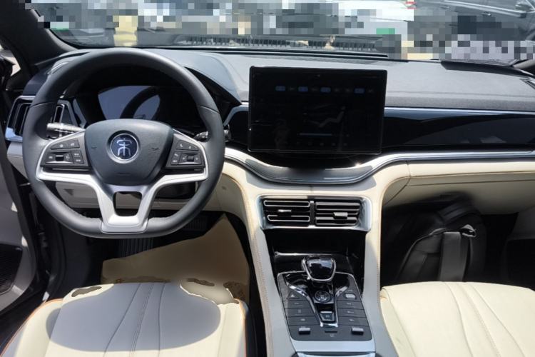 Used BYD Song PLUS New Energy 2021 EV Deluxe Model Center Console