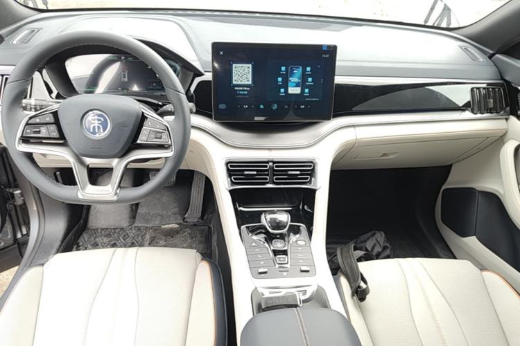 Used BYD Song PLUS New Energy 2021 DM-i 51KM Prestige Model Center Console
