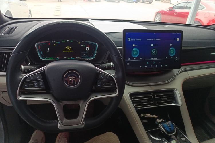 Used BYD Song PLUS New Energy 2021 DM-i 51KM Prestige Model Center Console