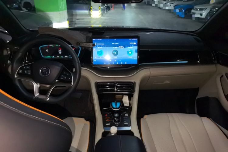 Used BYD Song PLUS New Energy 2021 DM-i 110KM Flagship PLUS Center Console
