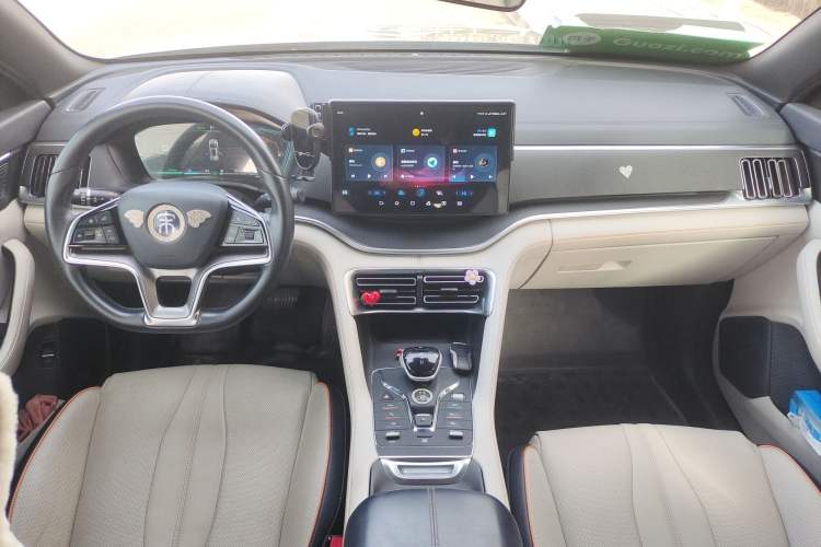 Used BYD Song PLUS New Energy 2021 DM-i 51KM Prestige Model Center Console