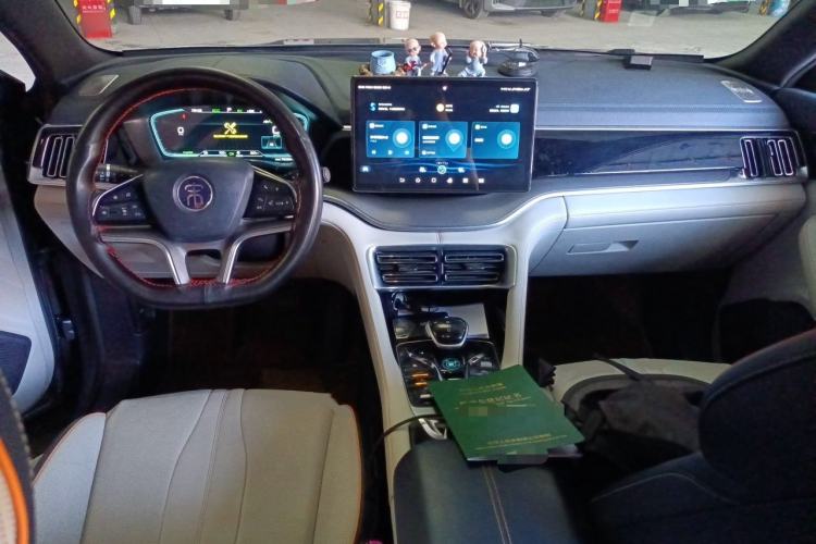 Used BYD Song PLUS New Energy 2021 DM-i 110KM Flagship PLUS Center Console
