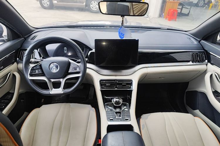 Used BYD Song PLUS New Energy 2021 DM-i 51KM Prestige Model Center Console