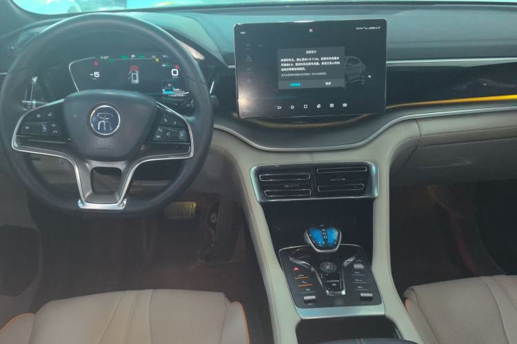 Used BYD Song PLUS New Energy 2021 DM-i 51KM Prestige Model Center Console