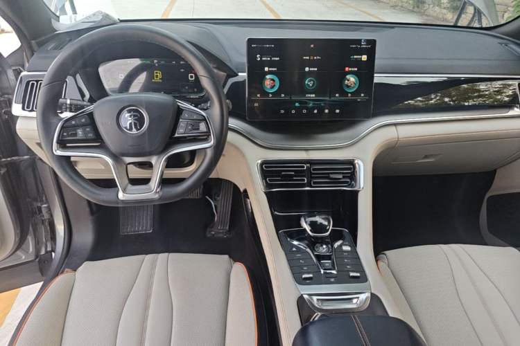 Used BYD Song PLUS New Energy 2021 DM-i 110KM Flagship PLUS Center Console