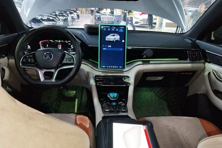 Used BYD Song PLUS New Energy 2021 DM-i 110KM Flagship PLUS Center Console