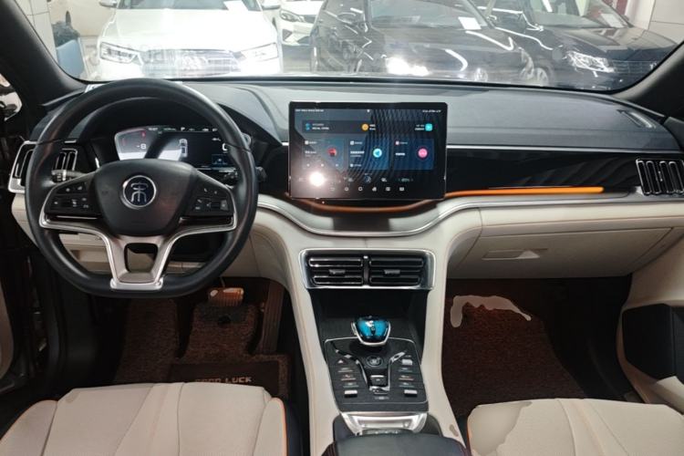 Used BYD Song PLUS New Energy 2021 DM-i 110KM Flagship PLUS Center Console