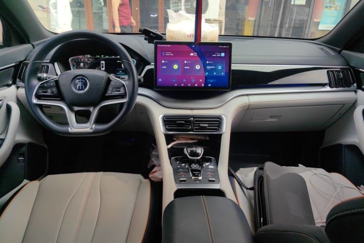Used BYD Song PLUS New Energy 2021 DM-i 110KM Flagship PLUS Center Console