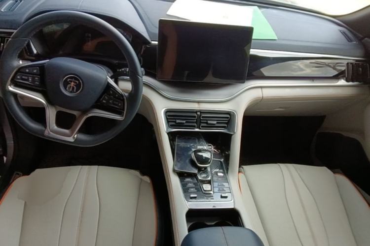 Used BYD Song PLUS New Energy 2021 DM-i 110KM Flagship PLUS Center Console