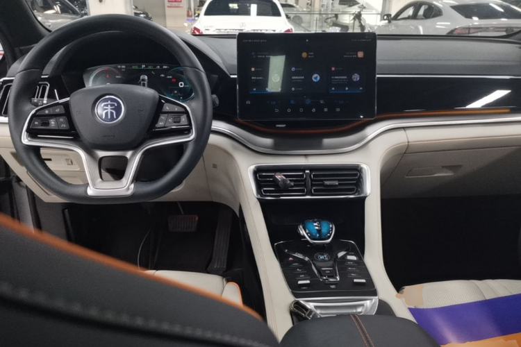 Used BYD Song PLUS New Energy 2021 DM-i 110KM Flagship PLUS Center Console