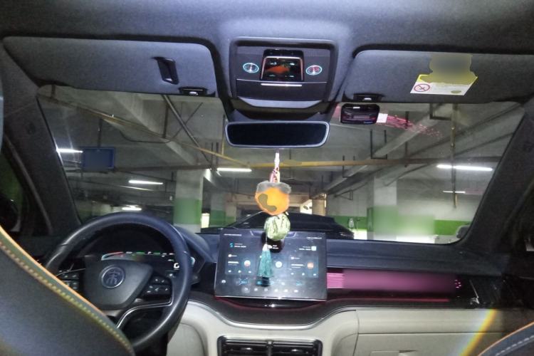 Used BYD Song PLUS New Energy 2021 EV Deluxe Model Center Console