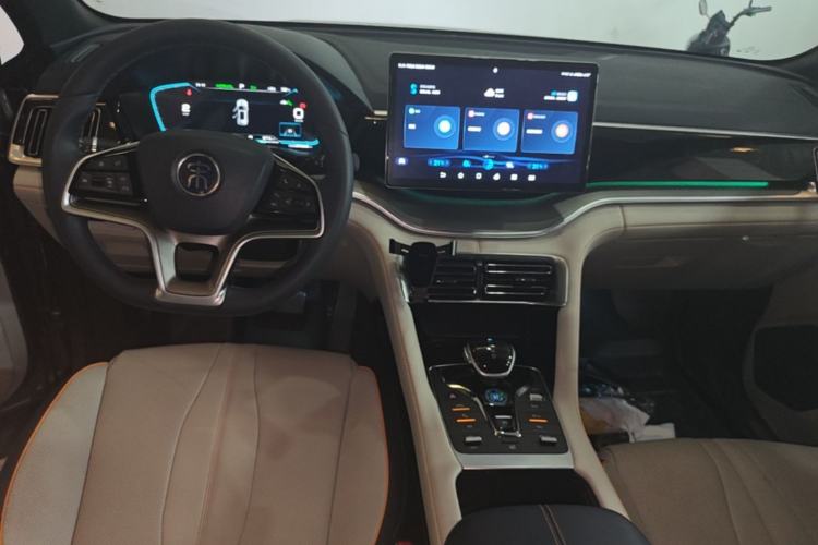 Used BYD Song PLUS New Energy 2021 DM-i 110KM Flagship PLUS Center Console