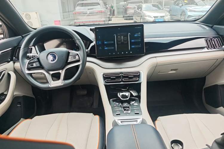 Used BYD Song PLUS New Energy 2021 DM-i 51KM Prestige Model Center Console
